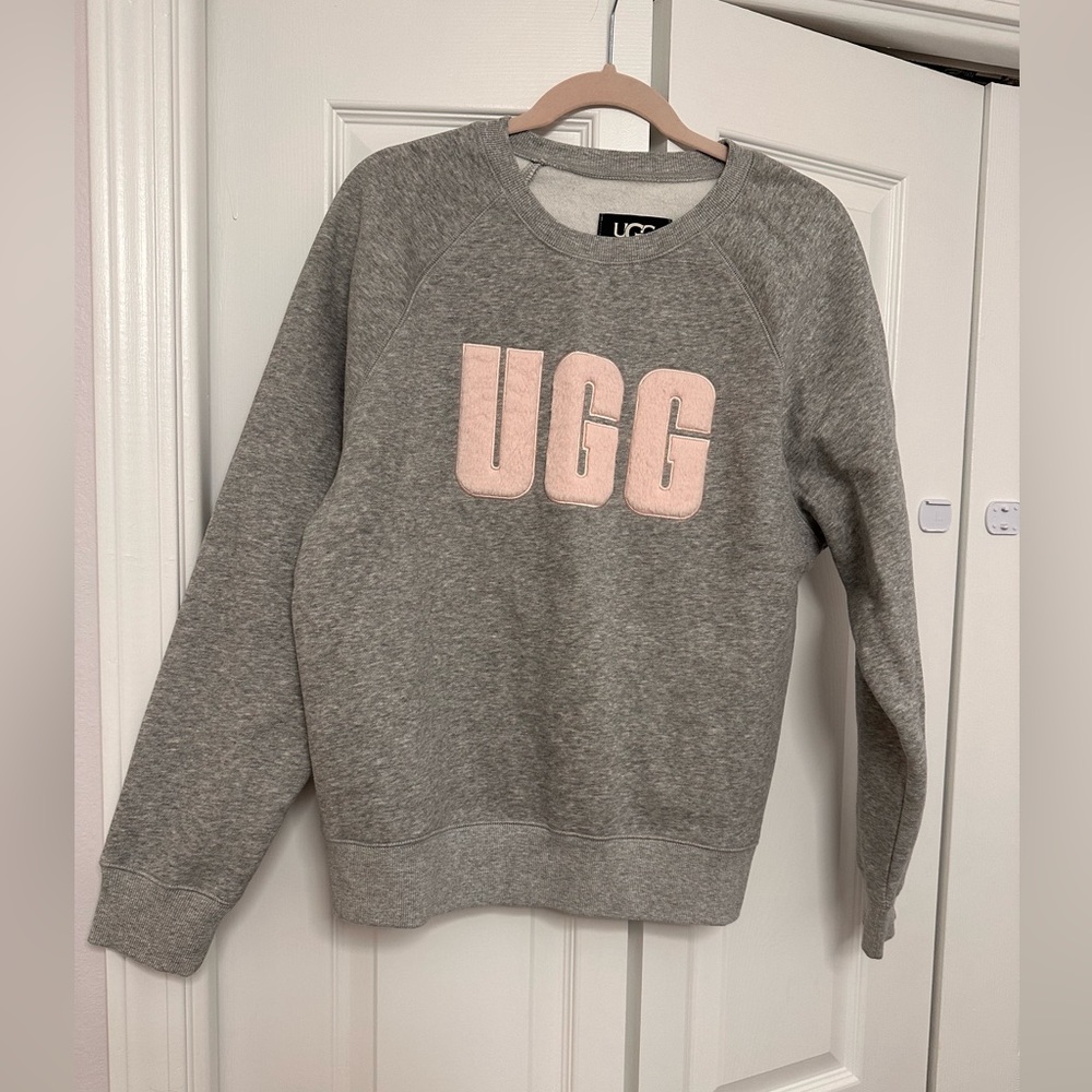 NWOT Ugg gray sweatshirt, size M